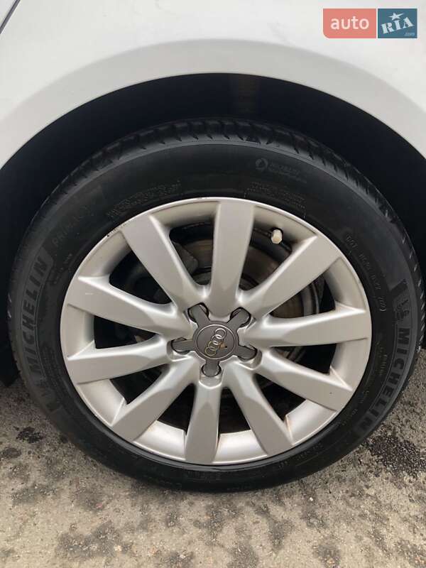 Седан Audi A4 2011 в Ровно фото 8 Седан Audi A4 2011 в Ровно
