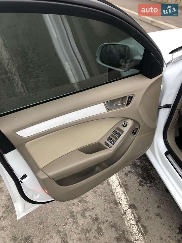 Седан Audi A4 2011 в Ровно фото 12 Седан Audi A4 2011 в Ровно