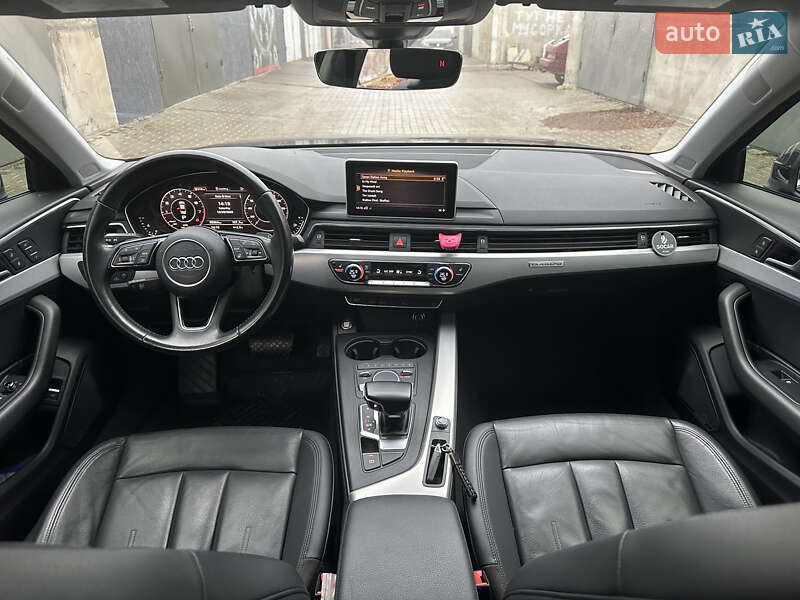 Седан Audi A4 2016 в Долинской