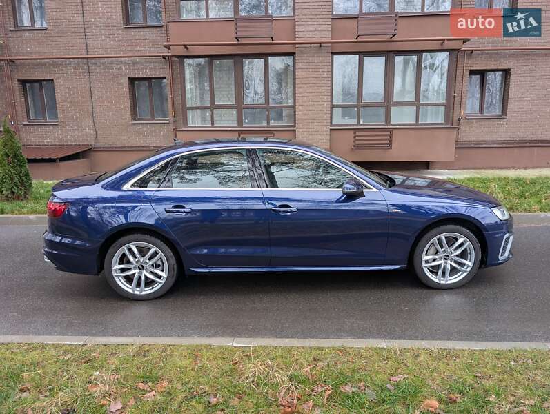 Седан Audi A4 2020 в Чернигове