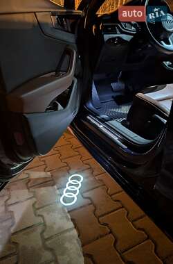 Седан Audi A4 2020 в Чернигове