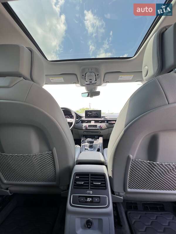 Седан Audi A4 2019 в Ивано-Франковске