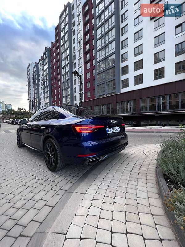 Седан Audi A4 2019 в Ивано-Франковске