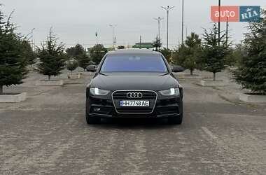 Седан Audi A4 2012 в Одесі