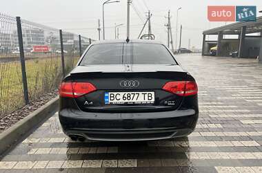Седан Audi A4 2011 в Львове