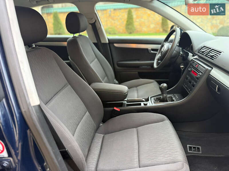 Седан Audi A4 2006 в Могилев-Подольске
