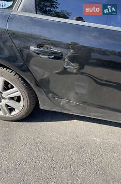 Седан Audi A4 2009 в Надворной