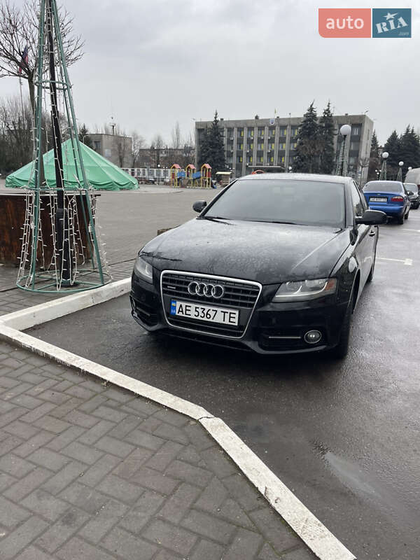 Седан Audi A4 2009 в Апостолово