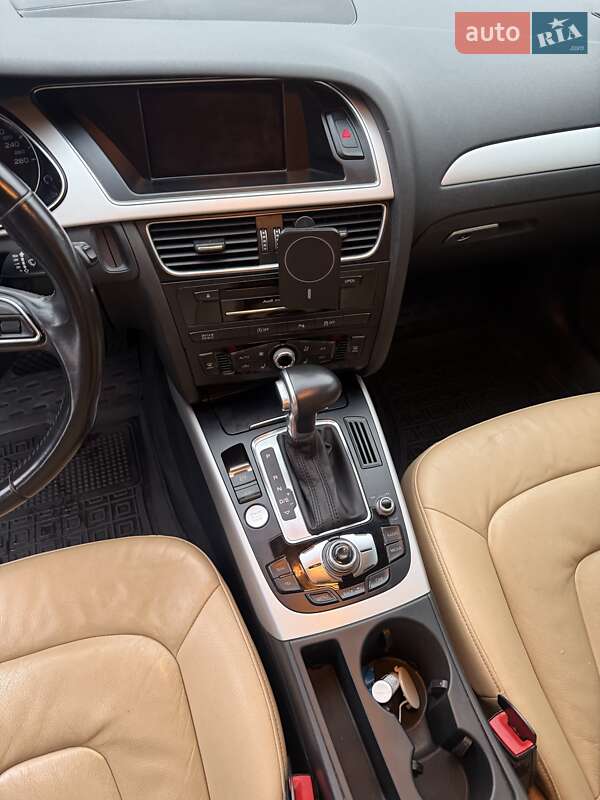 Седан Audi A4 2015 в Броварах