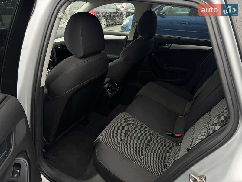 Универсал Audi A4 2009 в Староконстантинове