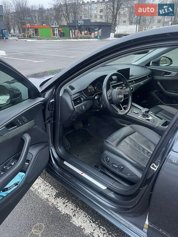 Седан Audi A4 2018 в Харкові