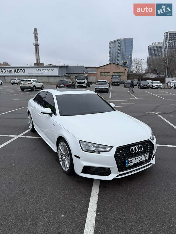 Седан Audi A4 2017 в Киеве