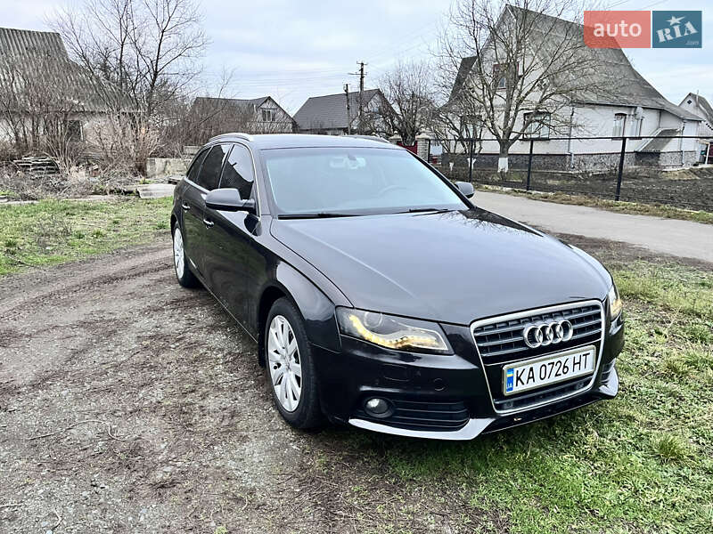 Седан Audi A4 2011 в Белой Церкви