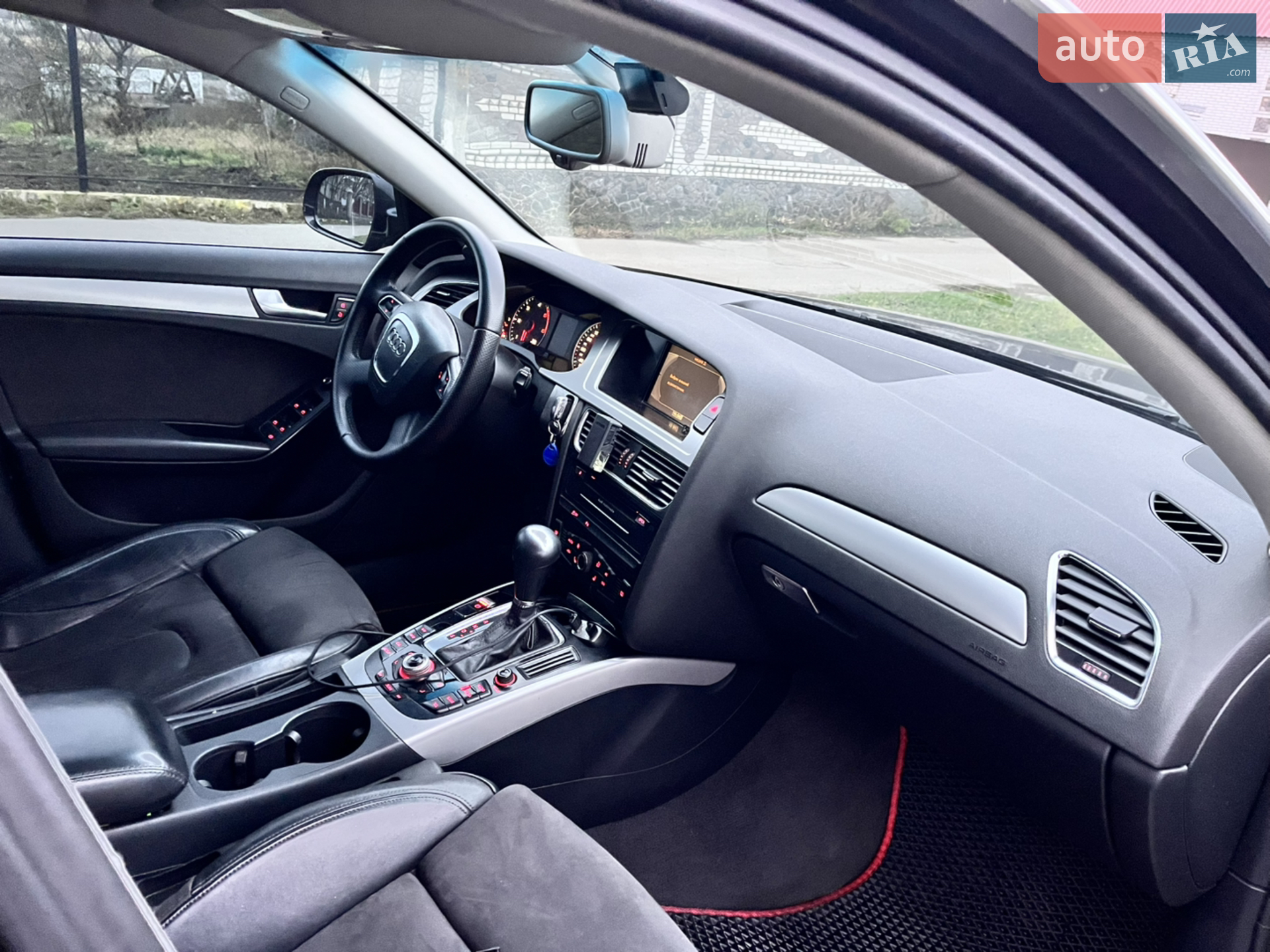 2011 Audi A4 - мініатюра 16