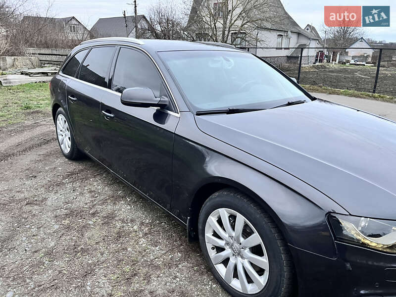 Седан Audi A4 2011 в Білій Церкві
