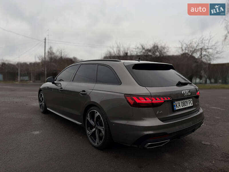 Универсал Audi A4 2021 в Киеве