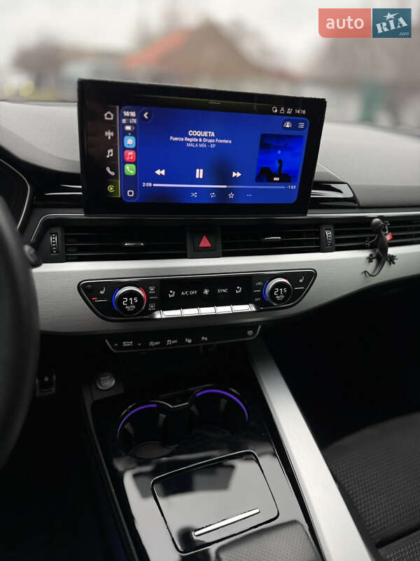 Универсал Audi A4 2021 в Киеве