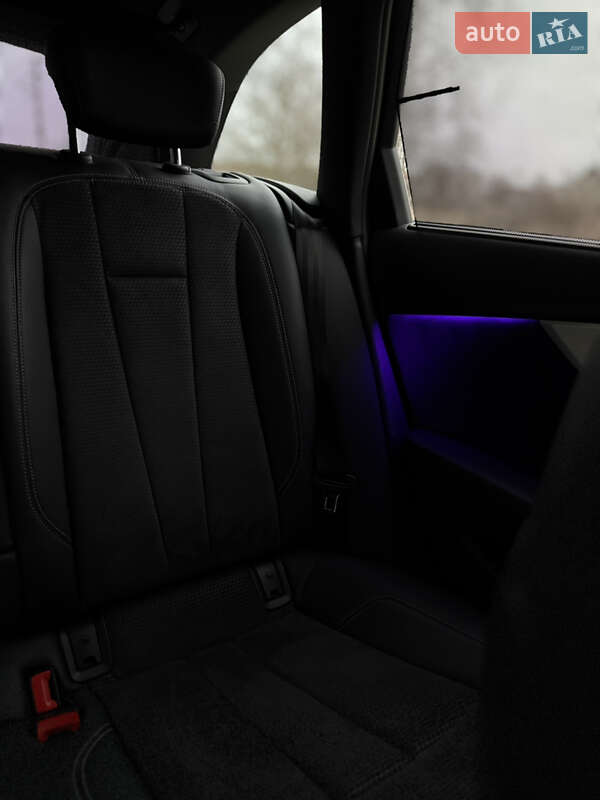 Универсал Audi A4 2021 в Киеве