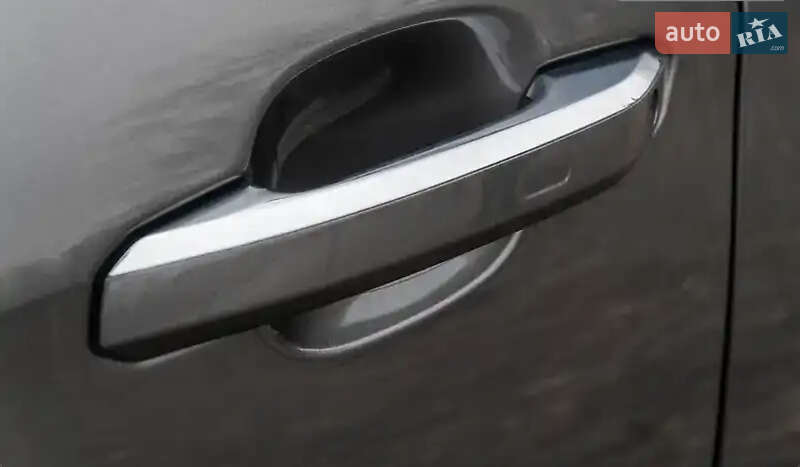 Седан Audi A4 2020 в Львове