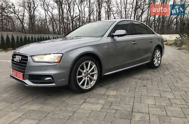 Седан Audi A4 2015 в Луцке
