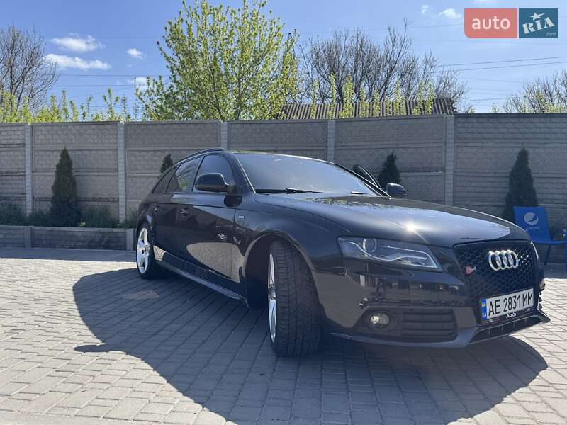 Универсал Audi A4 2009 в Львове