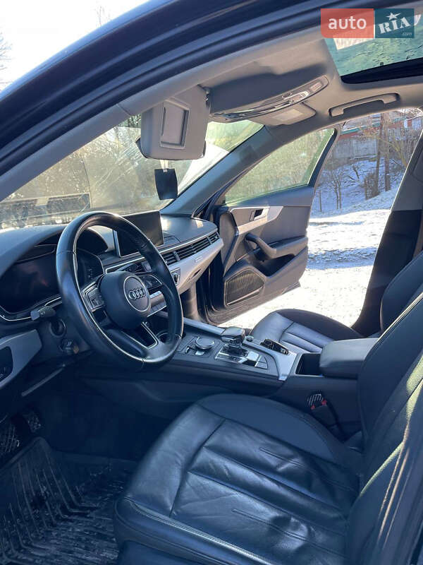 Седан Audi A4 2016 в Кореці