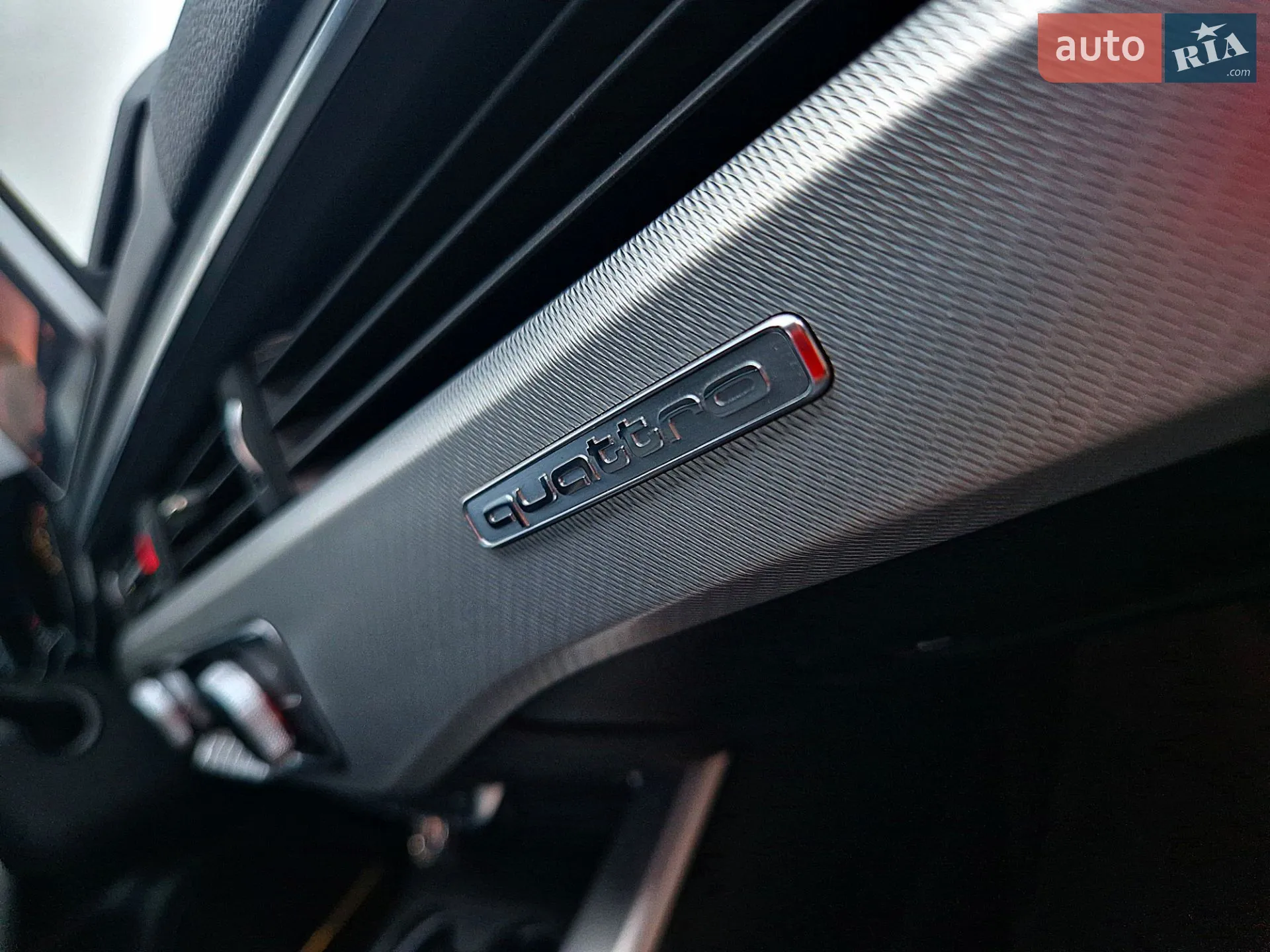 2017 Audi A4 - мініатюра 31