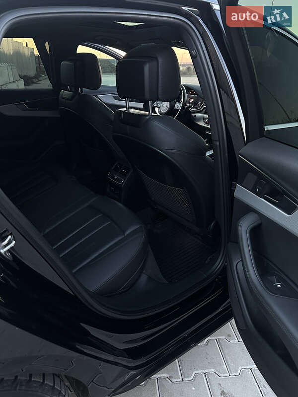 Седан Audi A4 2018 в Тернополі