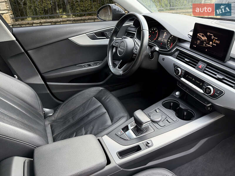 Седан Audi A4 2016 в Надвірній
