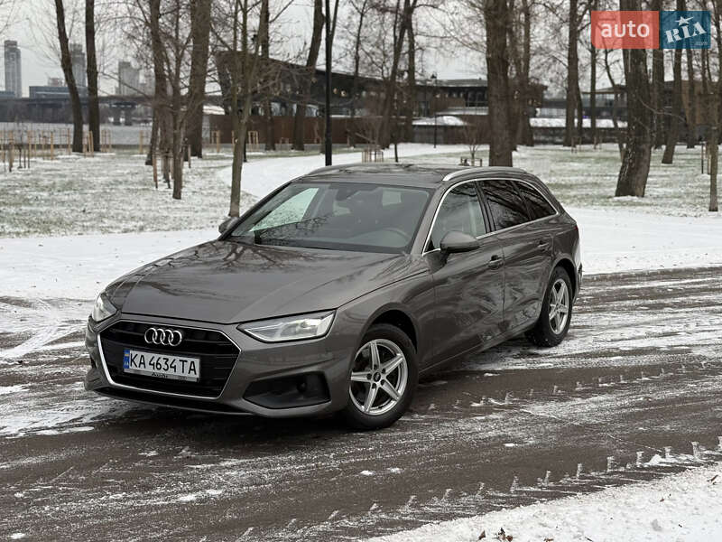 Універсал Audi A4 2021 в Києві