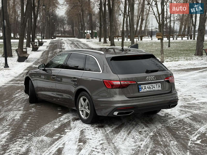 Універсал Audi A4 2021 в Києві
