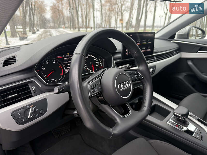 Універсал Audi A4 2021 в Києві
