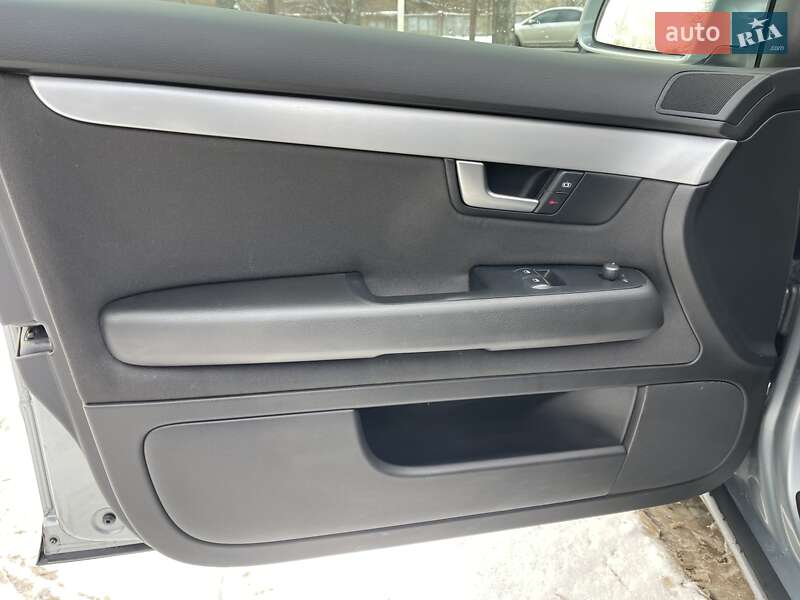 Седан Audi A4 2006 в Харькове