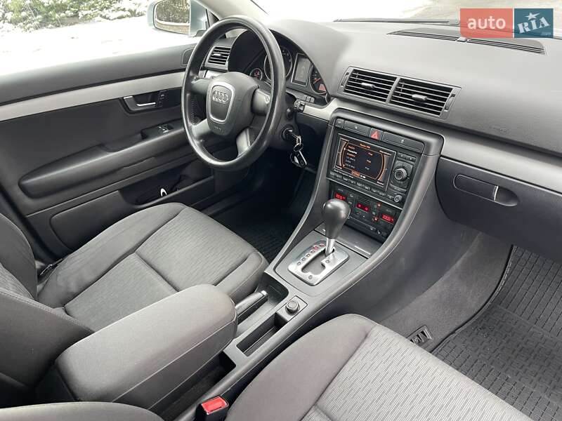 Седан Audi A4 2006 в Харькове