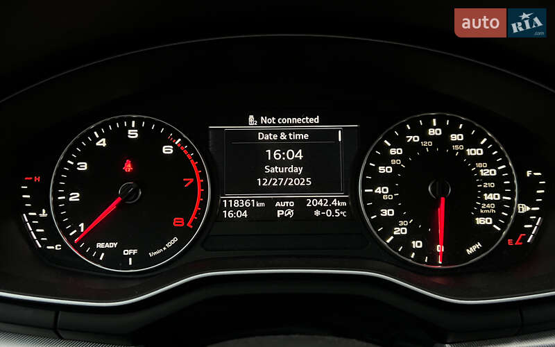 Седан Audi A4 2015 в Львове