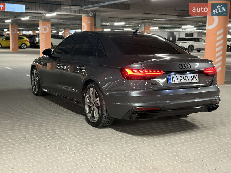 Седан Audi A4 2021 в Киеве