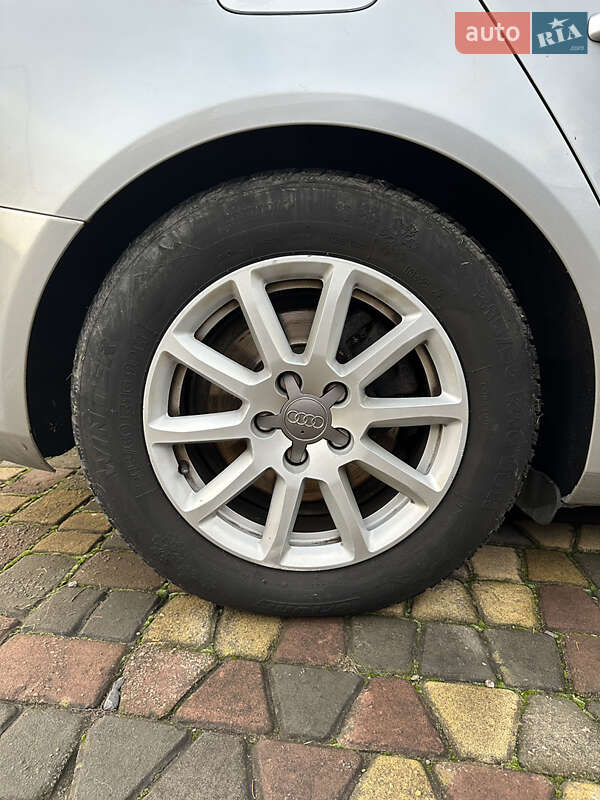 Универсал Audi A4 2012 в Хусте