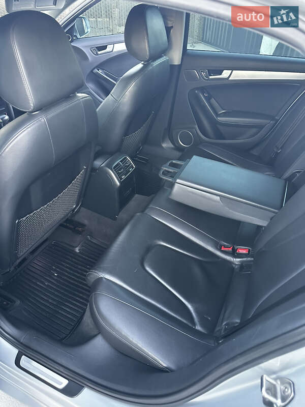 Седан Audi A4 2012 в Киеве фото 27 Седан Audi A4 2012 в Киеве