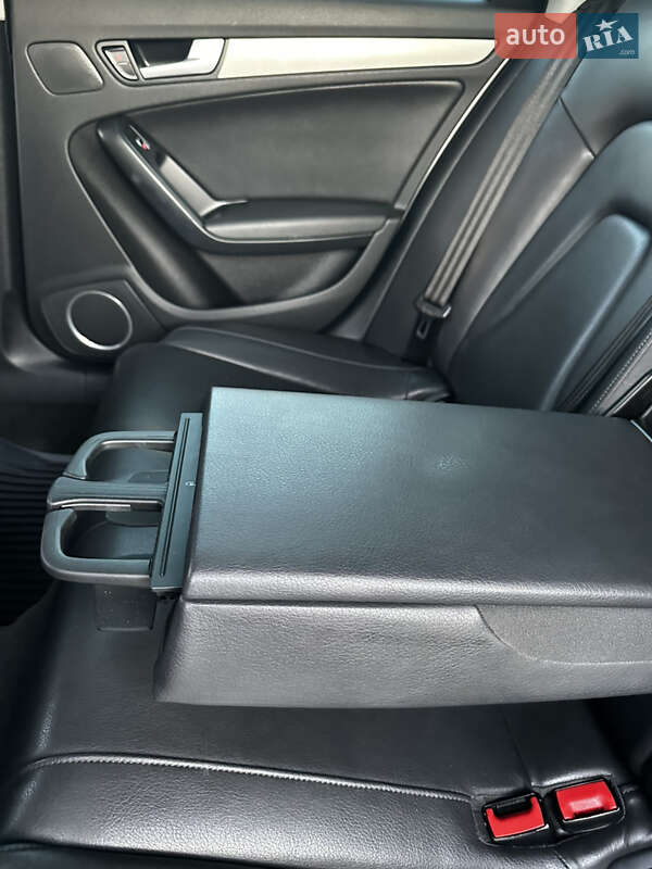 Седан Audi A4 2012 в Киеве фото 29 Седан Audi A4 2012 в Киеве