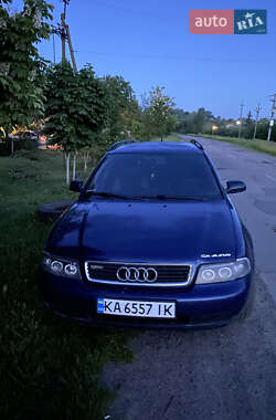 Универсал Audi A4 1998 в Киеве