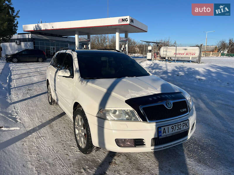 Седан Audi A4 1997 в Погребище