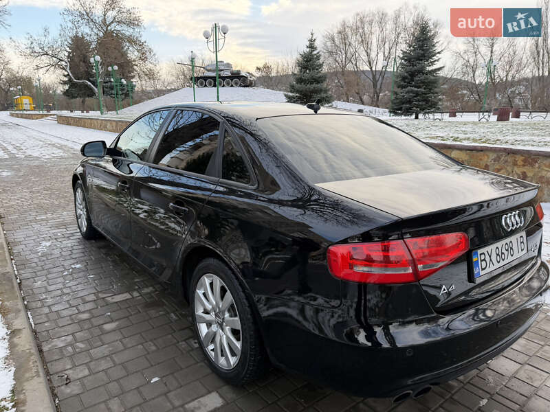 Седан Audi A4 2013 в Виннице