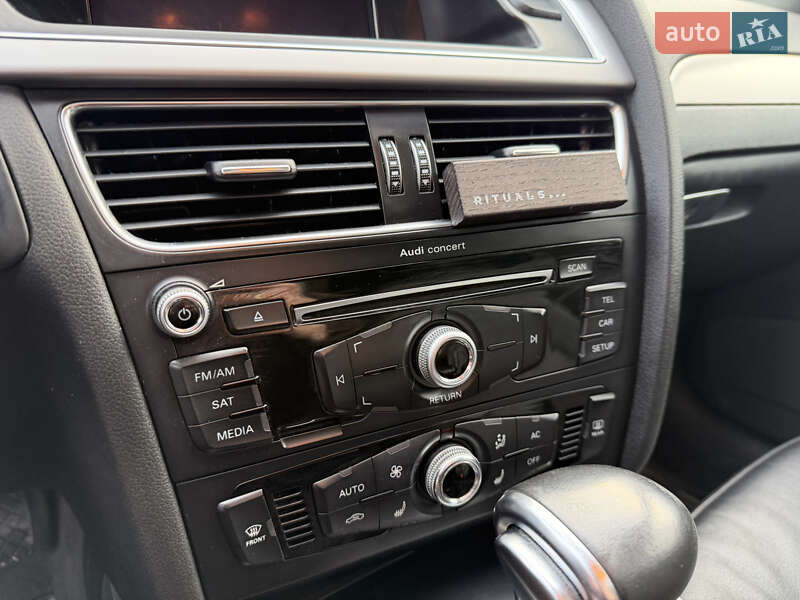 Седан Audi A4 2013 в Виннице