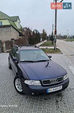 Універсал Audi A4 1999 в Вараші