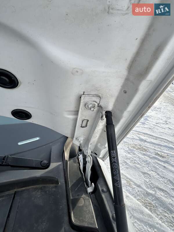 Седан Audi A4 2021 в Києві фото 30 Седан Audi A4 2021 в Києві