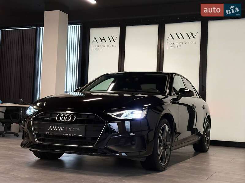 Седан Audi A4 2021 в Львове