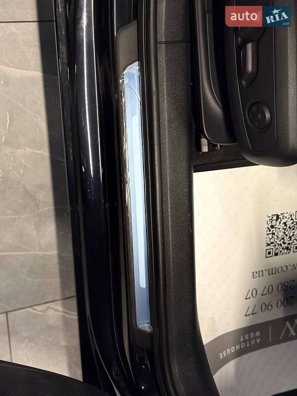 Седан Audi A4 2021 в Львове