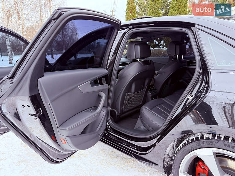 Седан Audi A4 2024 в Киеве
