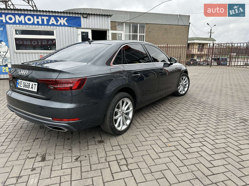 Седан Audi A4 2018 в Кривому Розі
