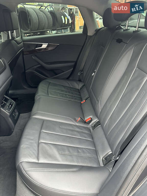 Седан Audi A4 2018 в Кривому Розі